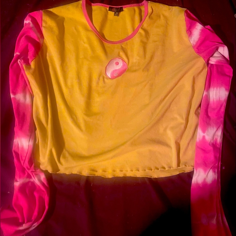 Black & Pink long sleeved shirt; 3X